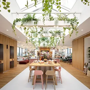 Zoku 4*, Viena Áustria